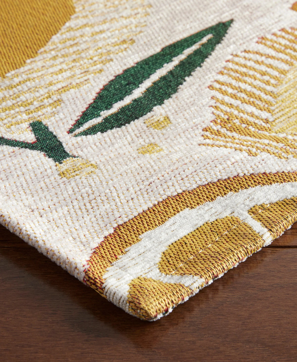 Cream 24"x40" Washable Non-Slip Decorative Rug K17222